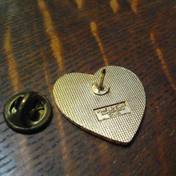 Mom Heart Holy Cross Lapel Pin - Picture 3 of 4